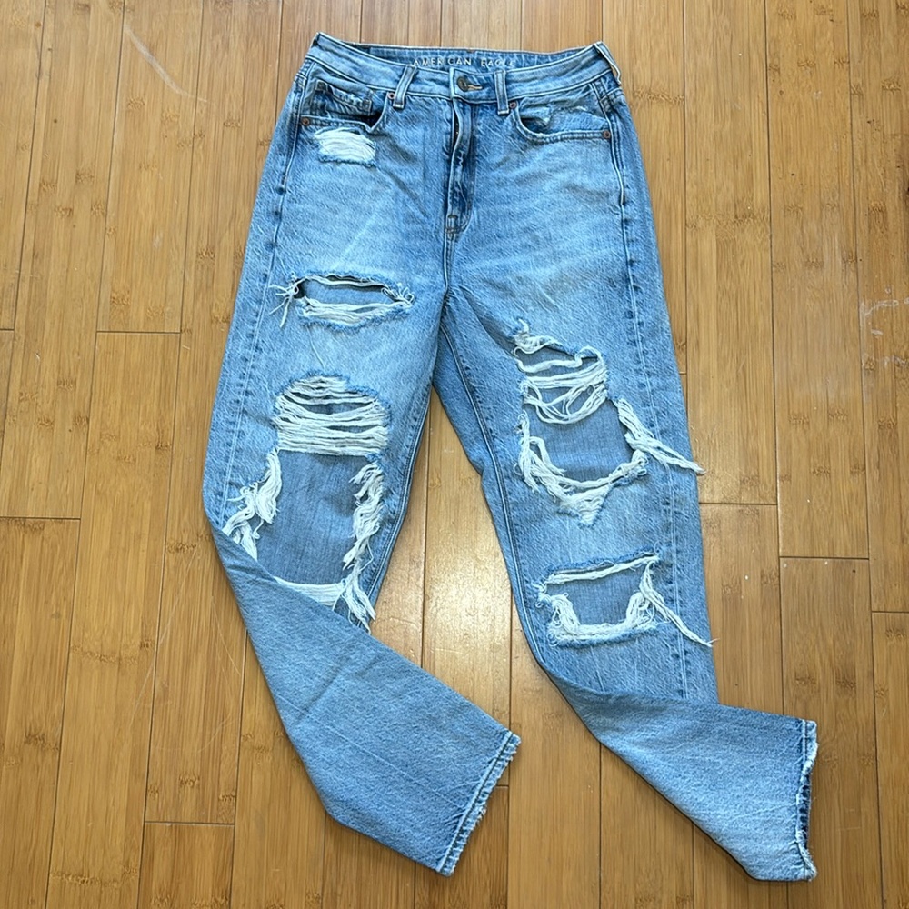 American Eagle Mom Jeans